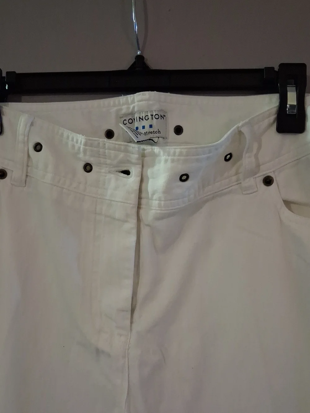 Womens White Cotton Capris